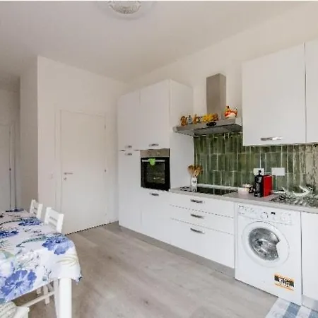 Casa Di Kiki בית הארחה 3*